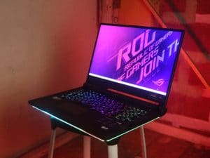 ASUS ROG Strix Scar 15 - Gaming laptop for cyberpunk 2077